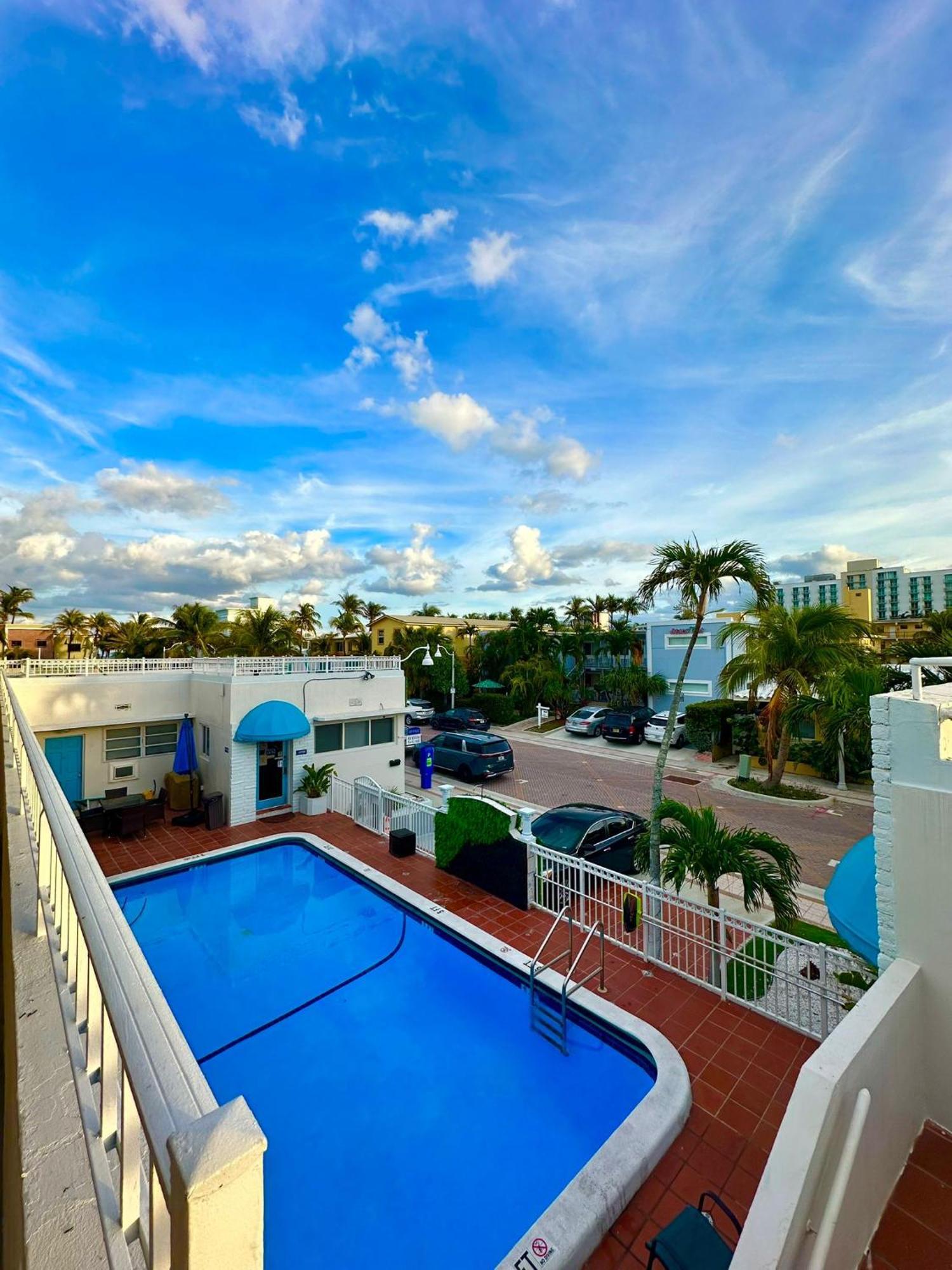 Pousada Suites Hollywood Exteriör bild