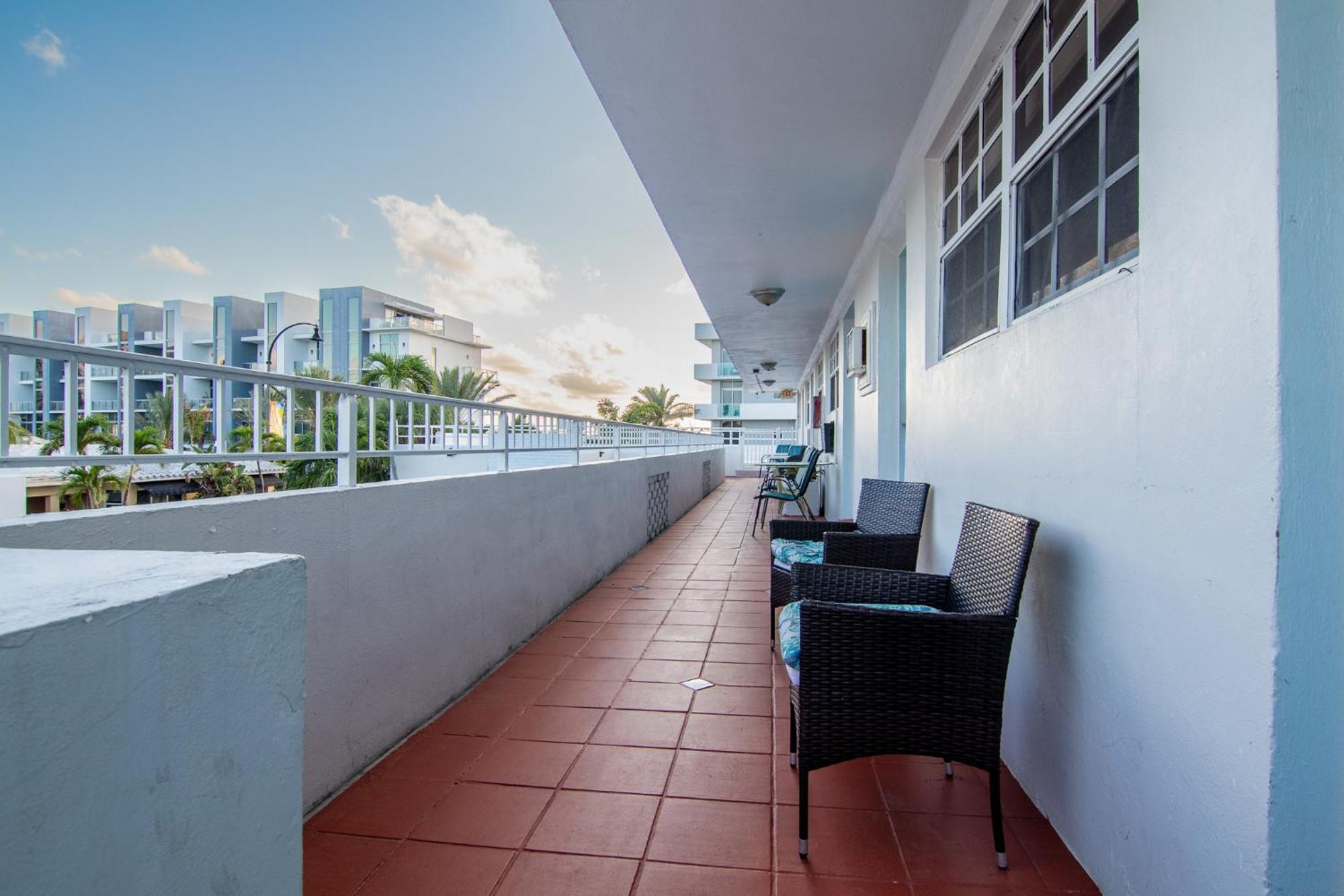 Pousada Suites Hollywood Exteriör bild